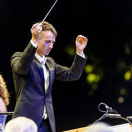 Rottner 4* נירנברג